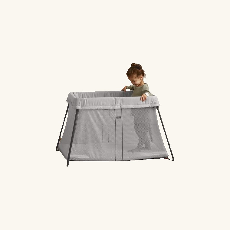 BabyBjörn Travel Crib Light
